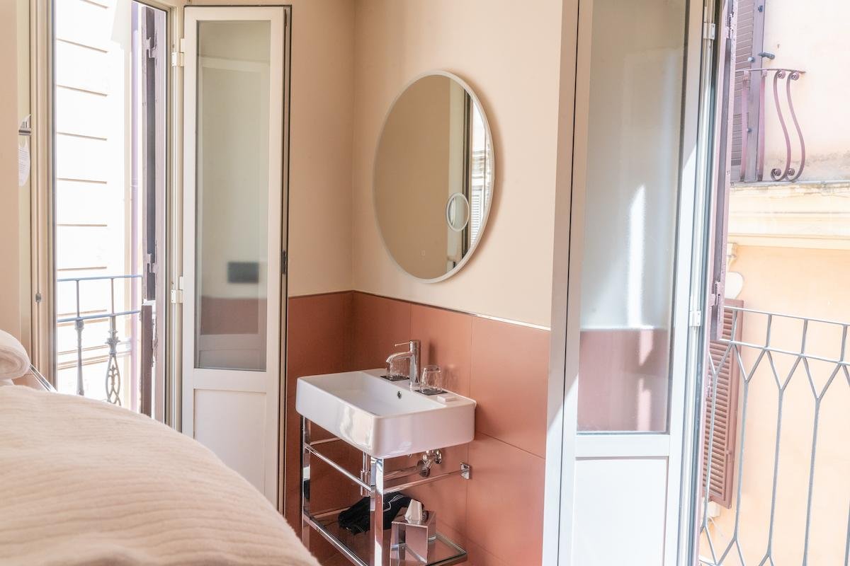 salle de bain 9 hotel Cesari Rome